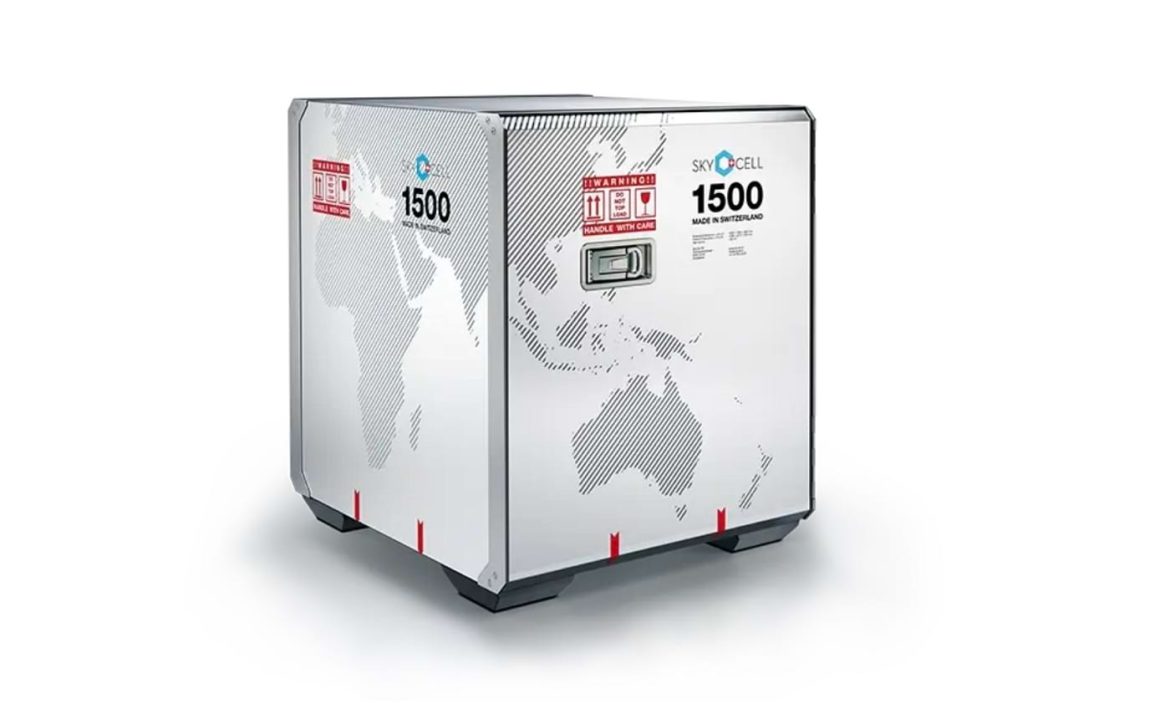 The Importance of Temperature-Controlled Containers for Transporting Goods